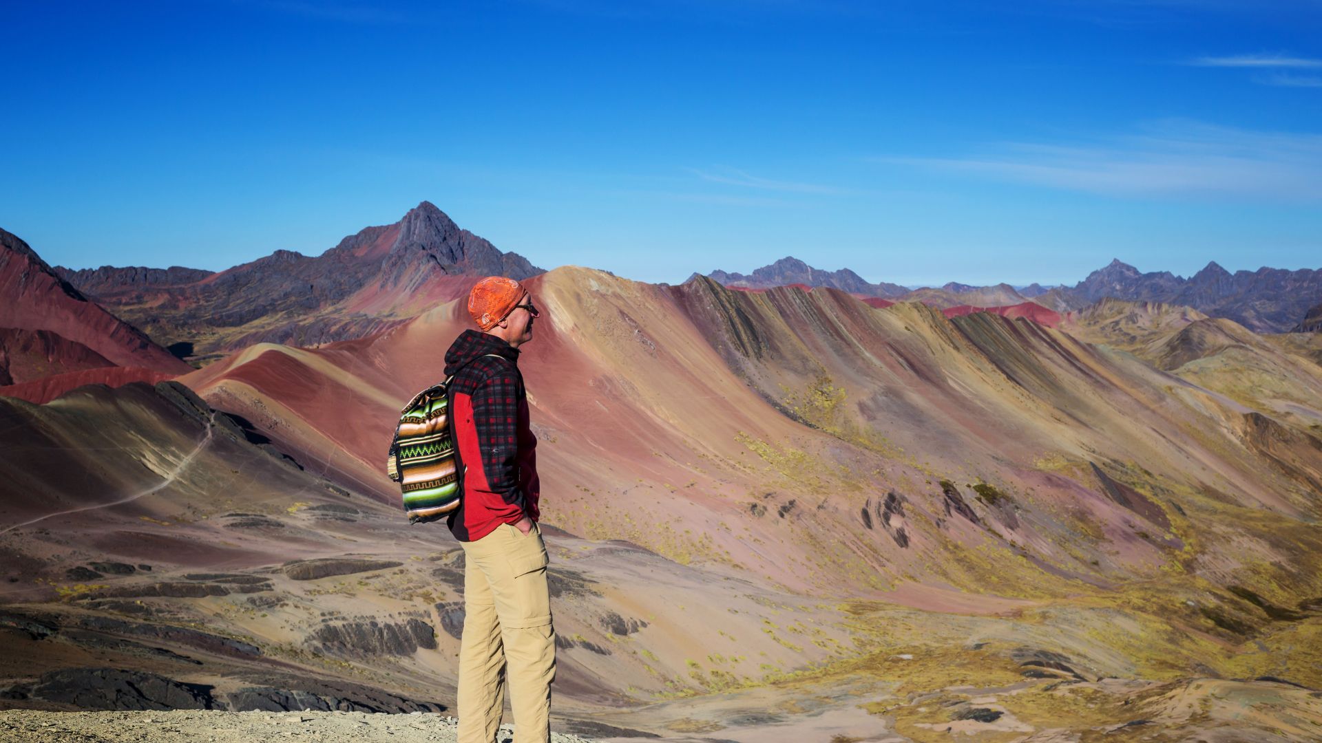 Tour al Valle Rojo en Cusco – Paisajes impresionantes y aventura en los Andes.